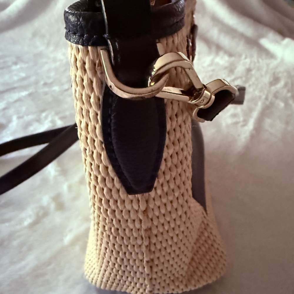Kate Spade New York Eva Straw Small Bucket Bag - Picture 12 of 13